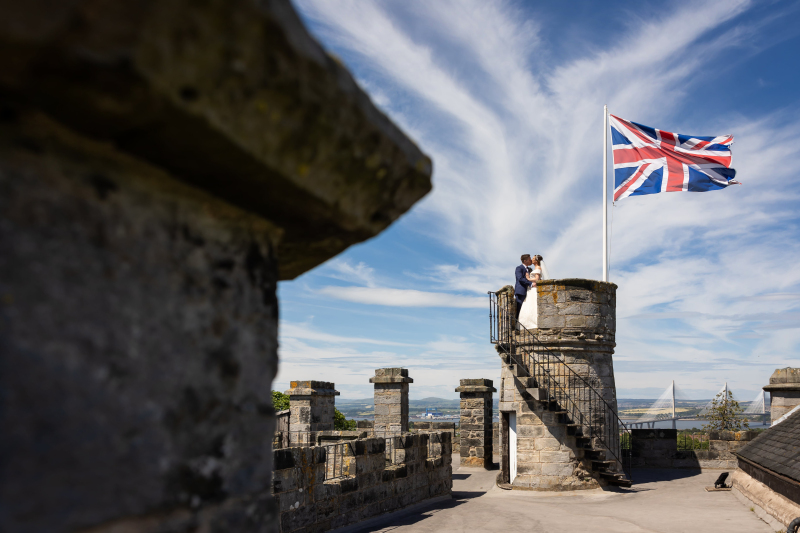 Dundas-Castle-Auld-Keep-Edinburgh-Wedding